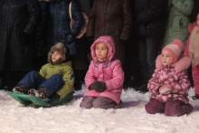 В парке Победы открыли елку Автозаводского района